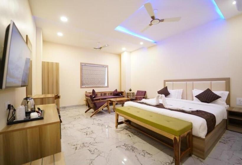 غرفة ديلوكس, Saffron Inn, Bhiwara