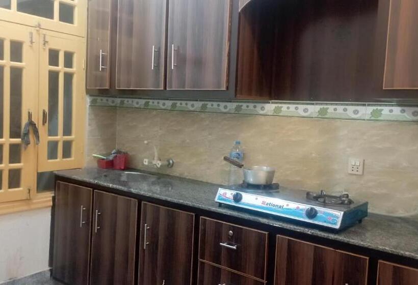 آپارتمان 2 خوابه, Super Luxury Apartments