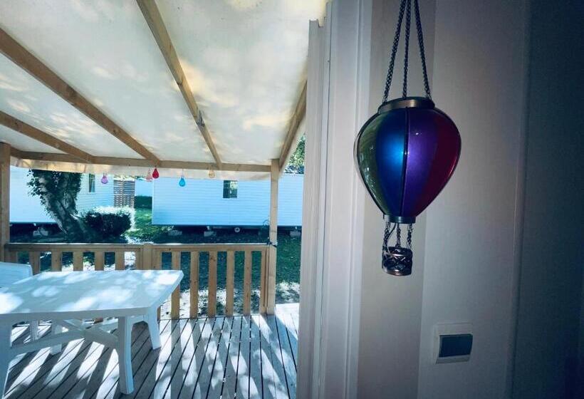 Семейное Бунгало, La Petite Maison C14   Hopla Bnb
