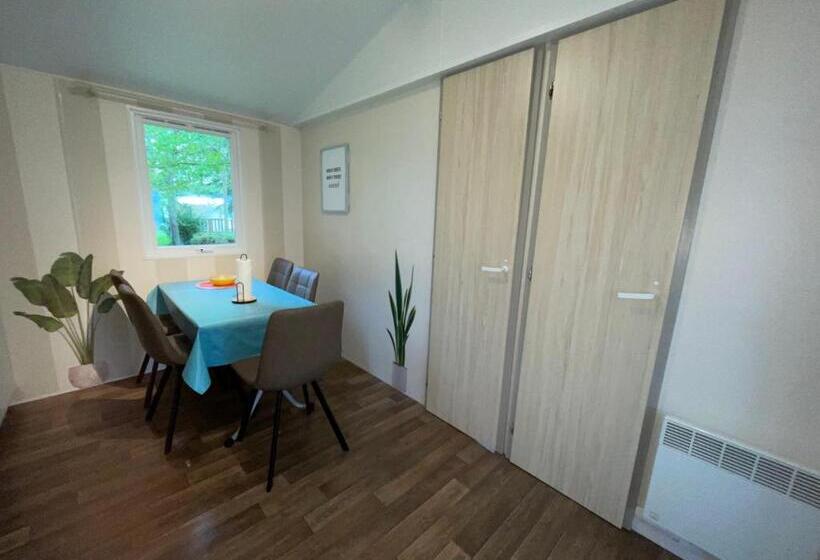 Семейное Бунгало, La Petite Maison C14   Hopla Bnb