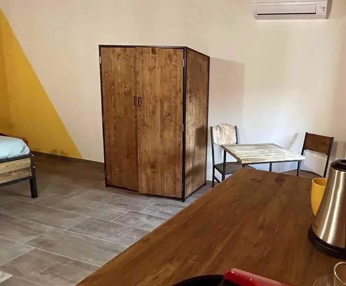 Economy-huone, La Volpe Rossa Rooms And Apartments