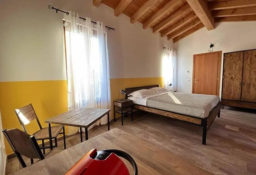 Standard-huone, La Volpe Rossa Rooms And Apartments
