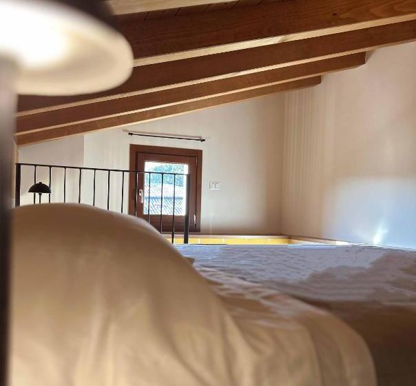 דירת דופלקס בת חדר שינה 1, La Volpe Rossa Rooms And Apartments