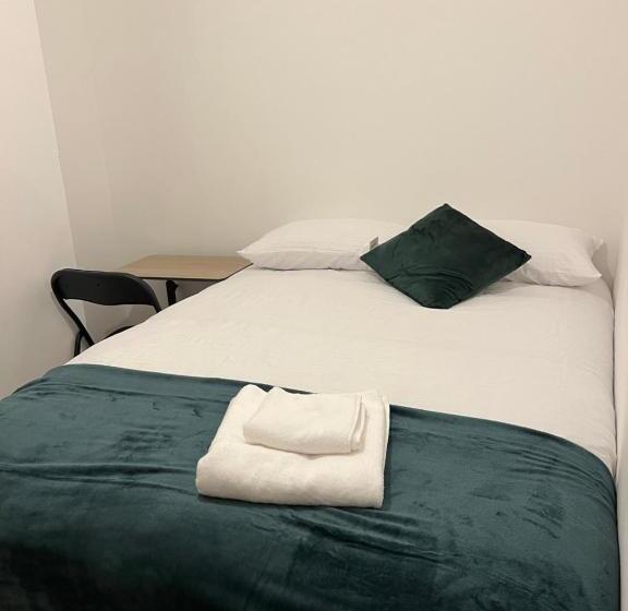 经济房, The Coral Guest House 1 Fratton Park Portsmouth