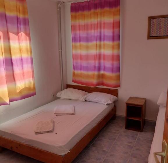 חדר סטנדרט לשלושה, Vila Maria Cristina