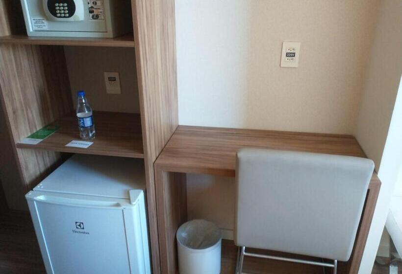 סוויטה עם נוף לעיר, Quarto 501 Do Design Hotel Linhares