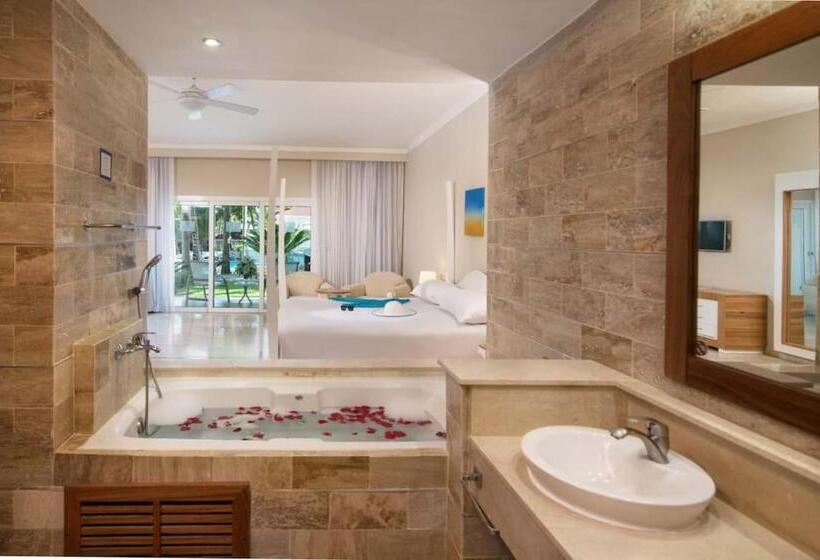 Полулюкс, All Inclusive Luxury Junior Suite At Lifestyle Holiday Vacation Club