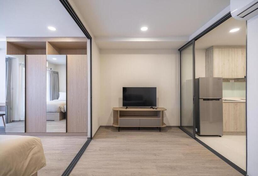 Номер Стандарт, Salaya One Hotel & Service Apartment