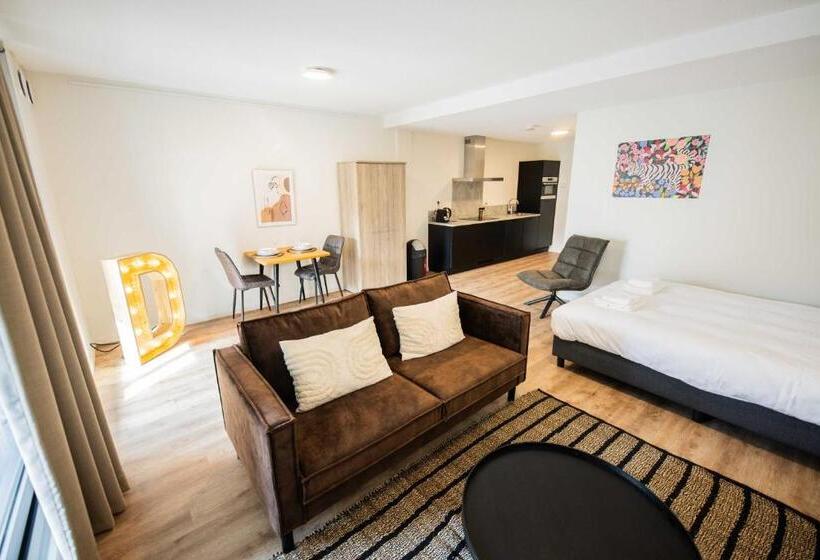 استودیو استاندارد با بالکن, Prins Hendrikkade