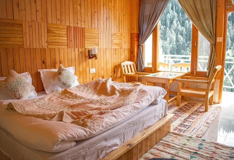 غرفة سوبيريور, Firgun Chapter Jaan