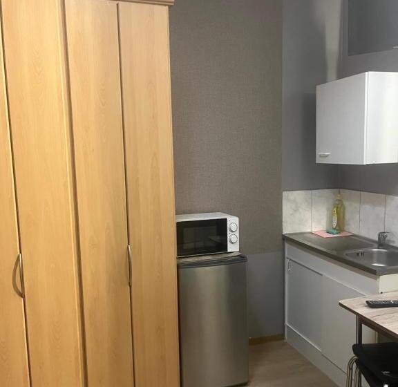 חדר אקונומי, Hipokratios 3 Zimmer Mit Gemeinschaft Wc