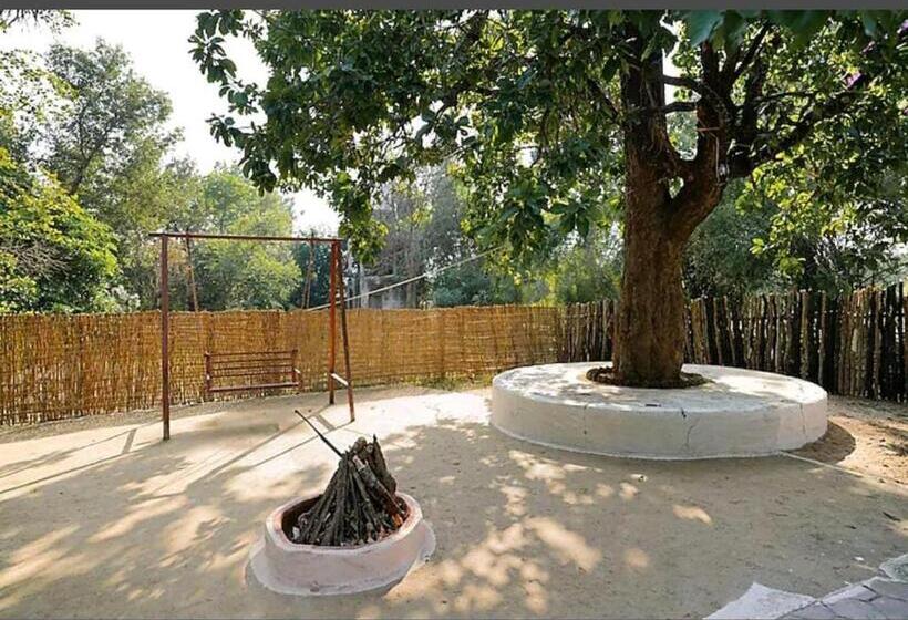 スーペリアールーム, Cheetal Resort Best Jungle Resort