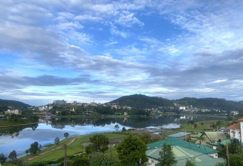 스탠다드 룸 킹사이즈 침대, Jl Grand