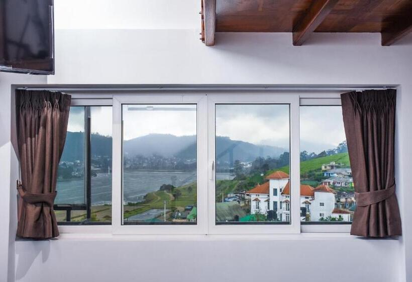 패밀리 룸 산 전망, Jl Grand