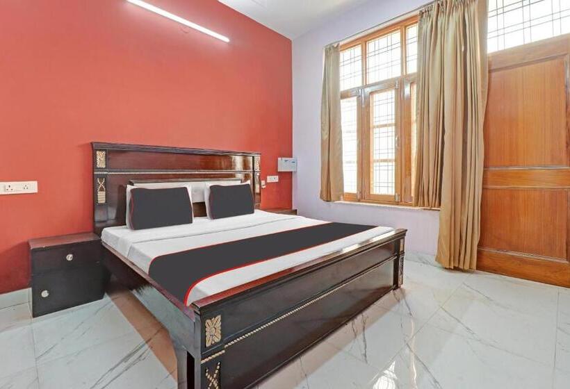 Трехместный Номер Классика, Oyo Flagship 81227 North Star Homestay