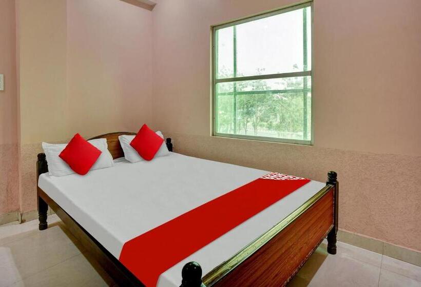 트리플 클래식 룸, Oyo Flagship 81277 Om Shanti Aavashiya