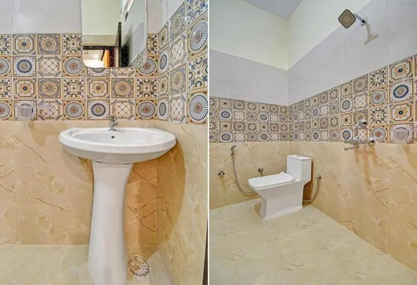 Classic Kolmen Hengen Huone, Oyo Flagship Ace Inn