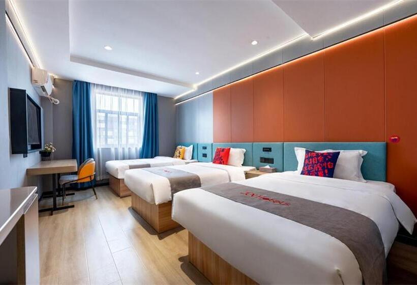 Háromágyas Standard Szoba, Junyi Hotel Wuhan Liuduqiao Subway Station