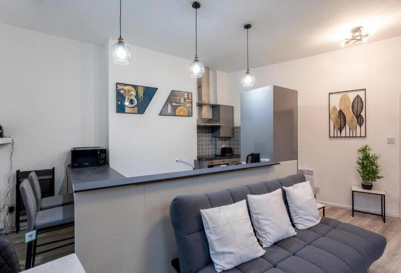 Апартаменты 2 Спальни, Oxford Row Apartments, Leeds City Centre