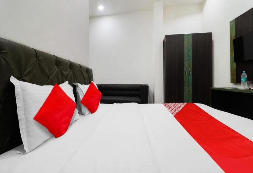 三人经典房间, Oyo Flagship Hotel Green Apple