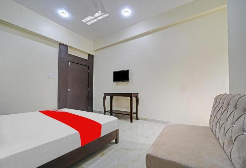 חדר קלאסי לשלושה, Oyo Flagship Hotel Sanskar Palace