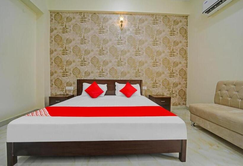 三人经典房间, Oyo Flagship Hotel Sanskar Palace