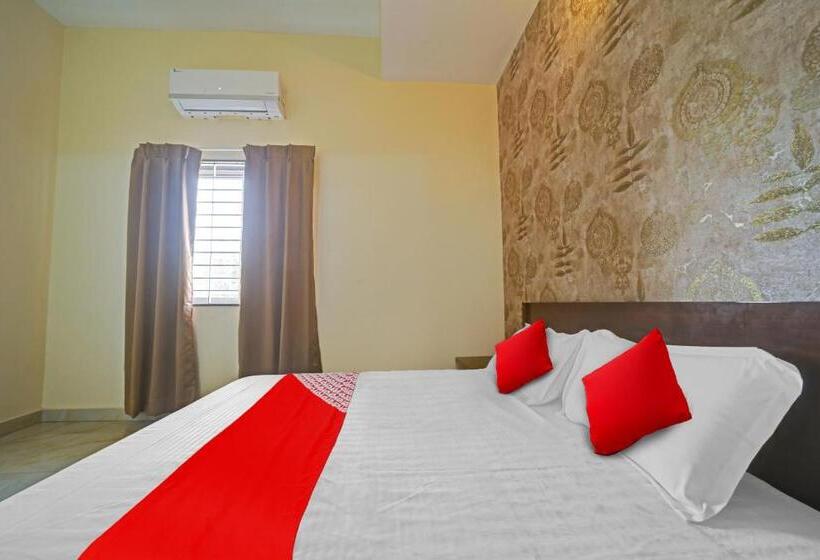 三人经典房间, Oyo Flagship Hotel Sanskar Palace