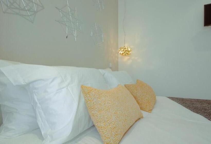 غرفة سوبيريور مطلة على المدينة, Pedra De Sal   Hostel & Suites