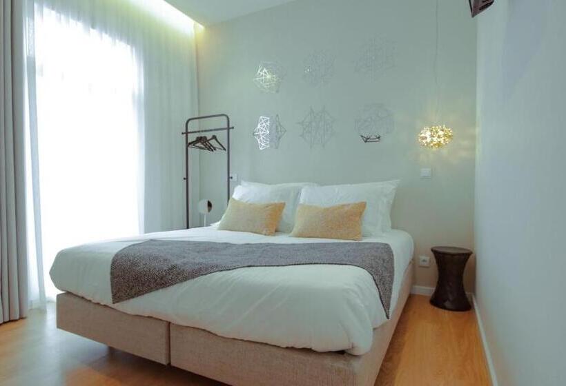 غرفة سوبيريور مطلة على المدينة, Pedra De Sal   Hostel & Suites