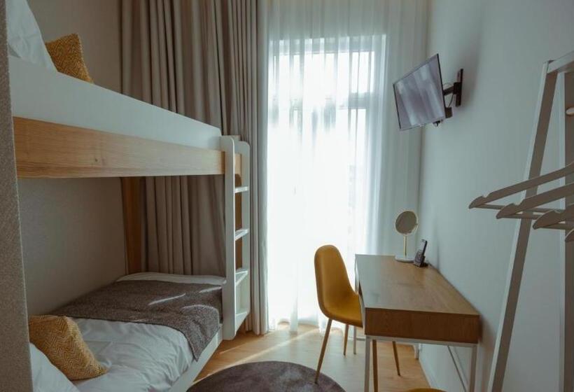 غرفة سوبيريور مطلة على المدينة, Pedra De Sal   Hostel & Suites