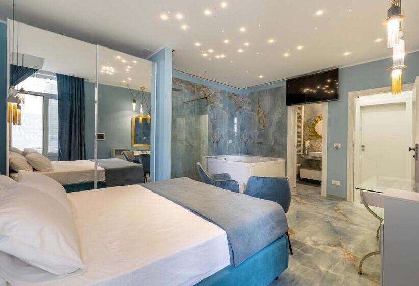 标准间带漩涡浴缸, Palazzo Stapane Suite Acquamarina By Barbarhouse