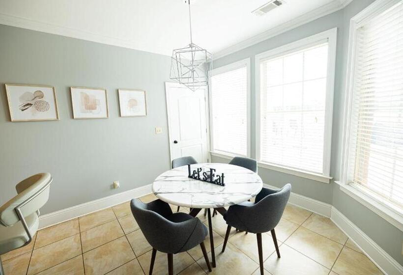 חדר סטנדרט לשלושה, Soulbeatz Country Mini Mansion W/ Pool & Putting Green