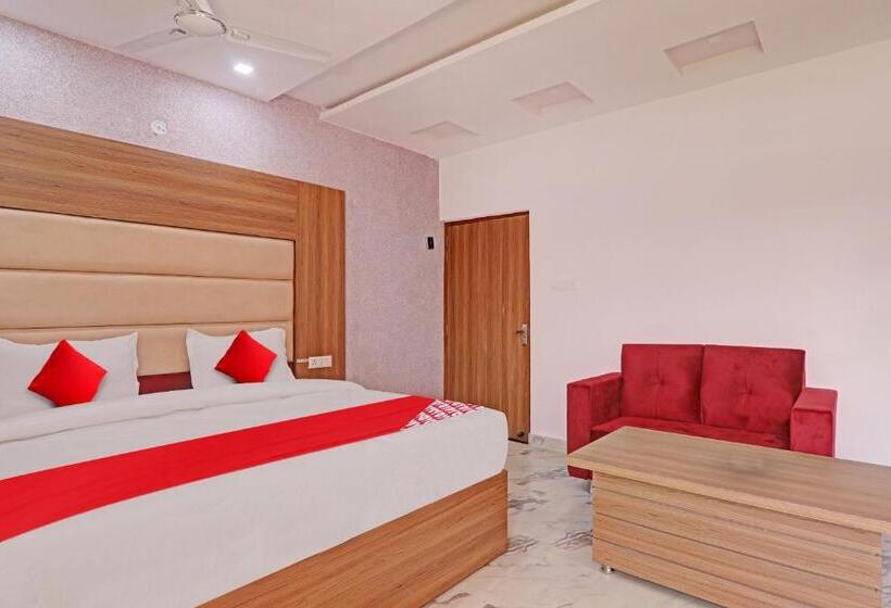 Трехместный Номер Классика, Flagship Hotel The Aryan