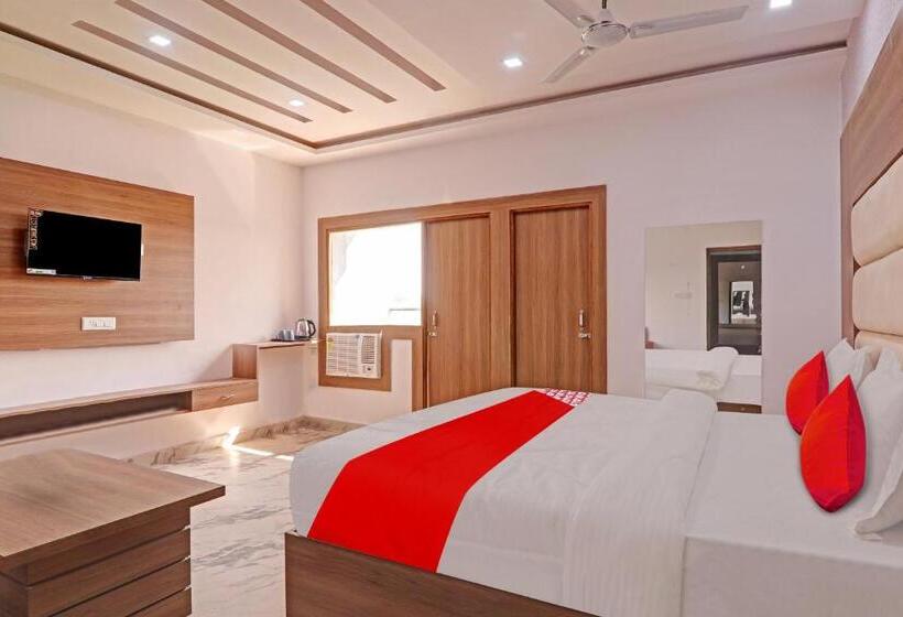 Трехместный Номер Классика, Flagship Hotel The Aryan