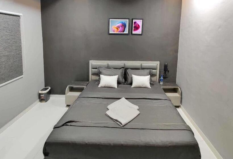 Трехместный Номер Классика, Flagship Gray Rooms