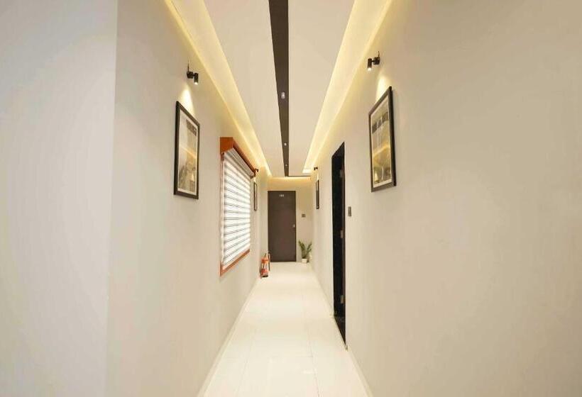 Трехместный Номер Классика, Flagship Gray Rooms