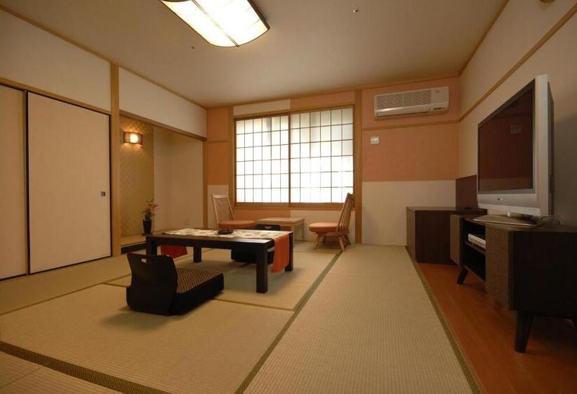 חדר סטנדרט לארבעה, Kyoto Rurikeionsen For Rest Resort