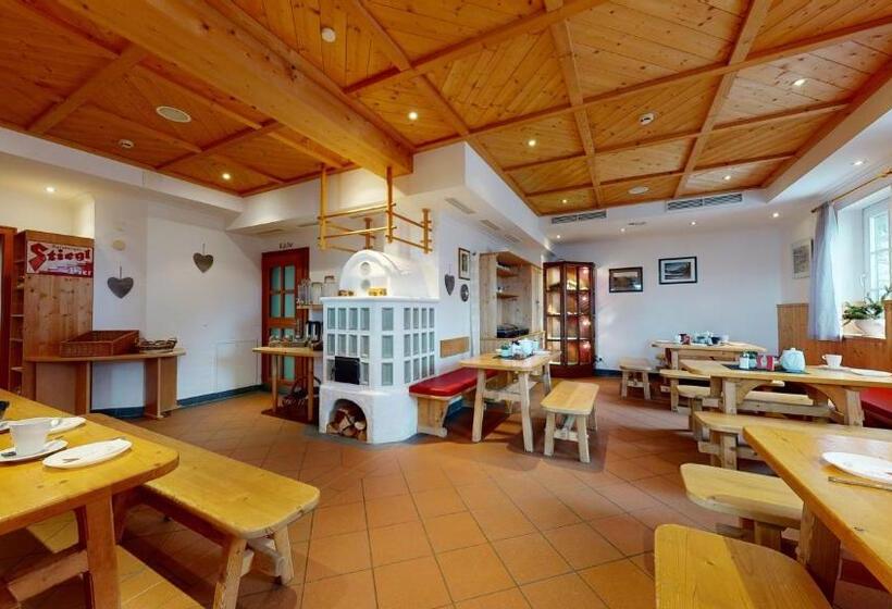 スタンダード4人部屋, Pinzgauer Hütte Zell Am See Piesendorf