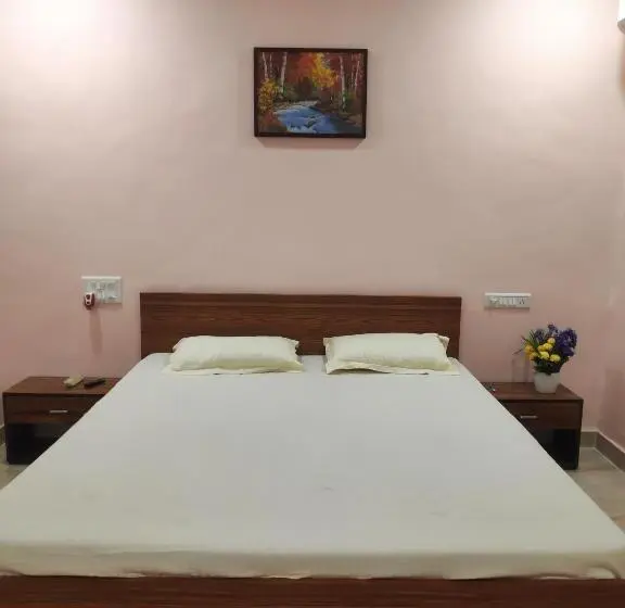 デラックスルーム, Soham Beach Resort, Diveagar