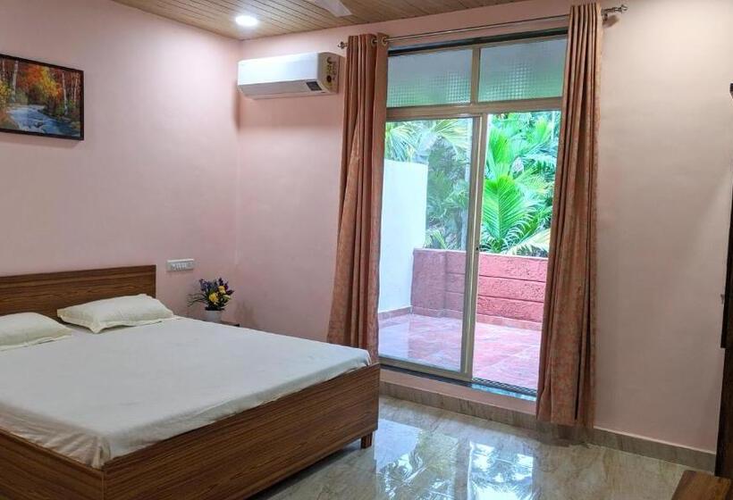 Номер Deluxe, Soham Beach Resort, Diveagar