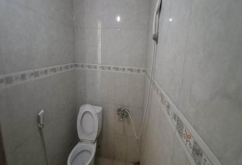 经济房, Spot On 93324 Hadi Homestay Syariah