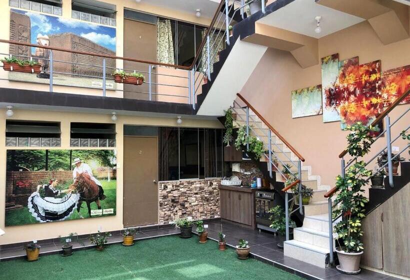 デラックスルーム, Trujillo Guesthouse