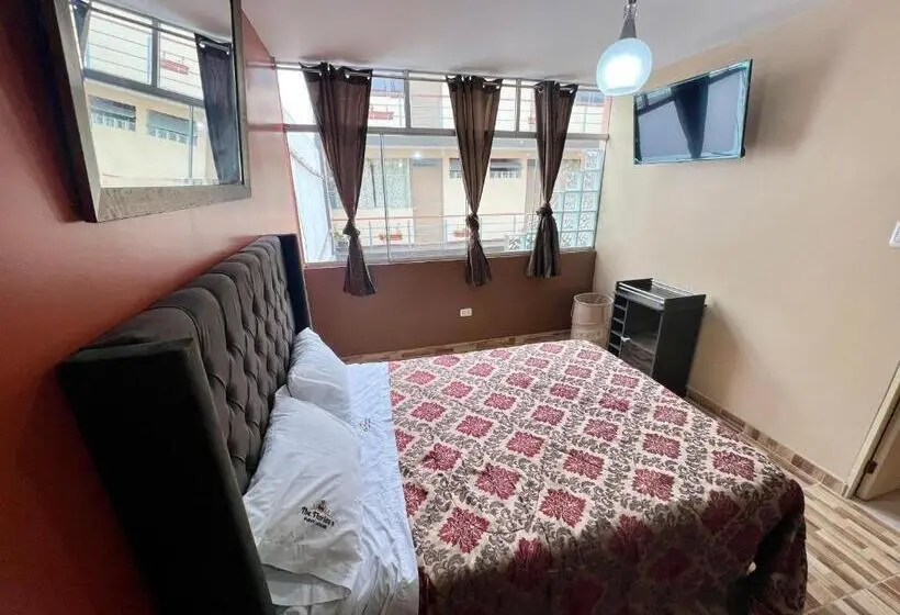 Perhesviitti, Trujillo Guesthouse