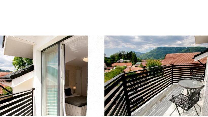 غرفة ديلوكس, Vila White