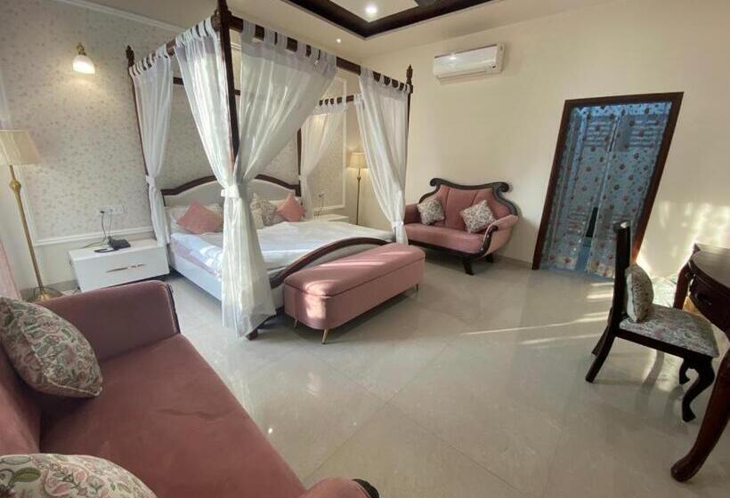 스탠다드 룸 킹사이즈 침대, Blessing Mansion, Amritsar