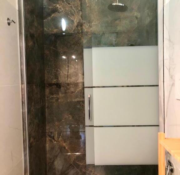 اتاق استاندارد, Serenity B&b