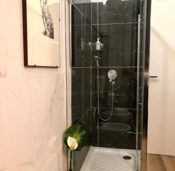 اتاق استاندارد, Serenity B&b