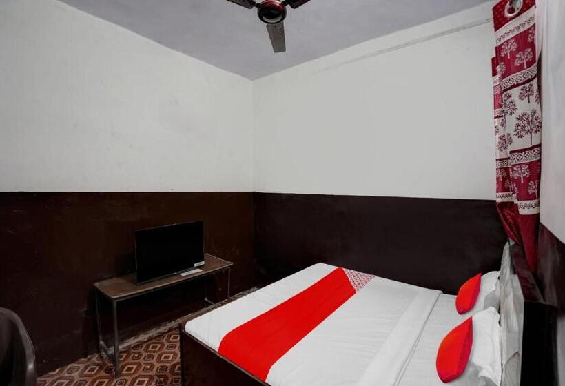 Трехместный Номер Классика, Super Oyo Flagship Hotel Rose