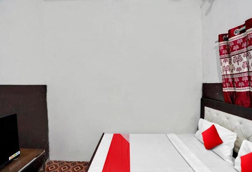 Трехместный Номер Классика, Super Oyo Flagship Hotel Rose