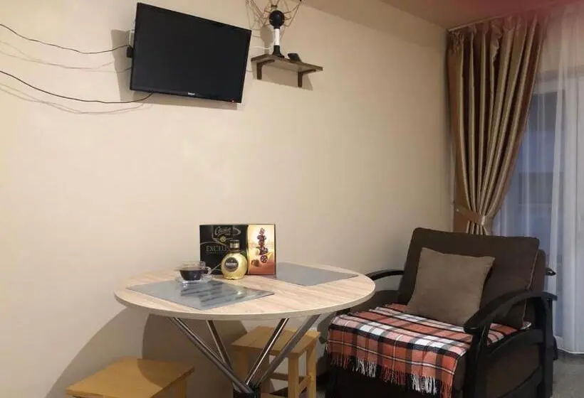 اتاق لوکس با بالکن, Apart Hotel Avinos